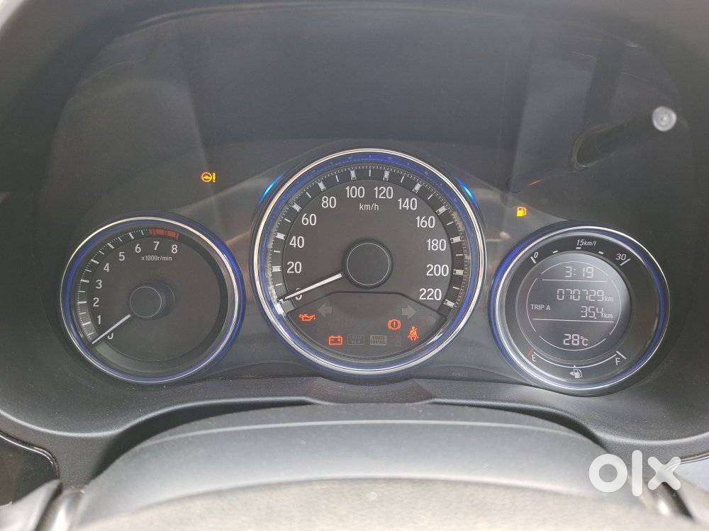 Honda City 1.5 V 4th Gen I-vtec Mt, 2016, Petrol