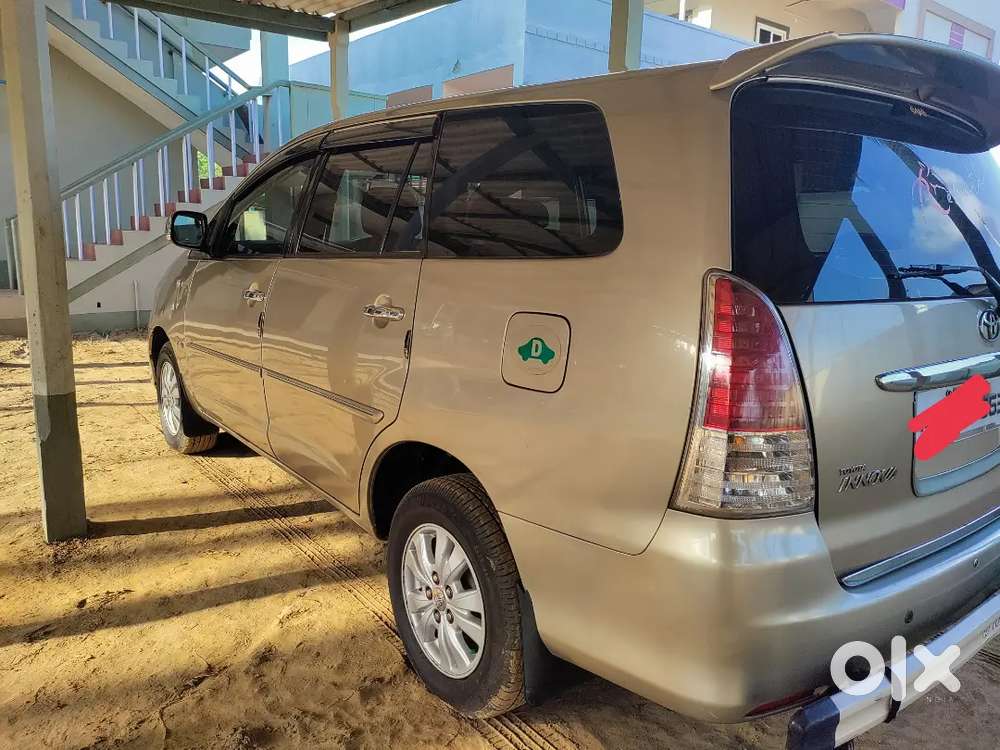 Toyota Innova 2012 Diesel Well Maintained
