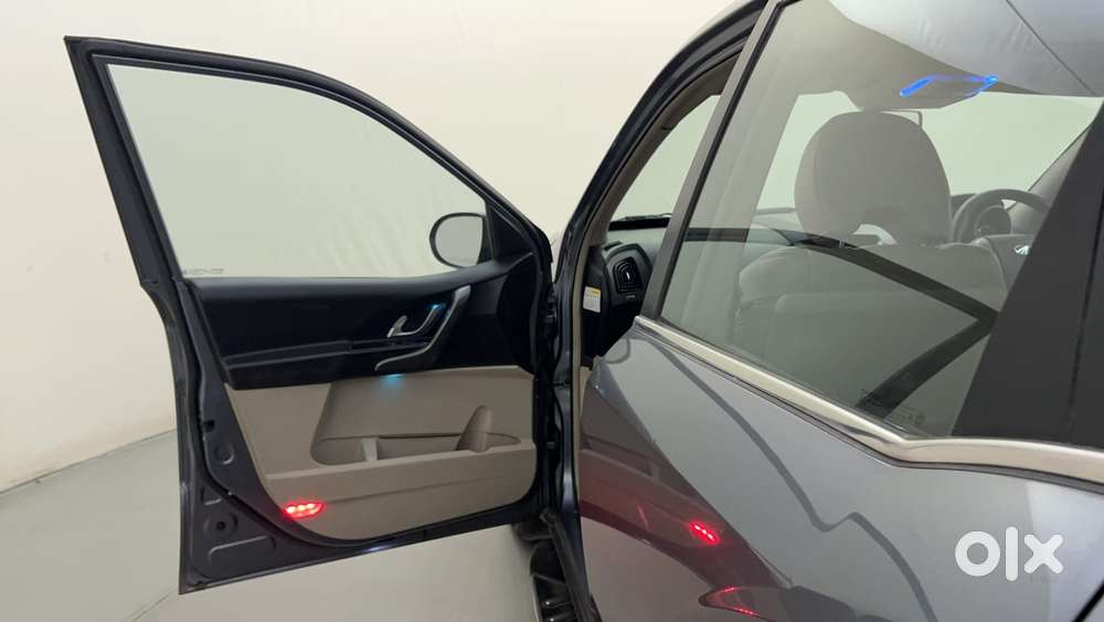Mahindra Xuv500 W10 At, 2016, Diesel