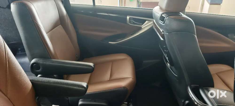 Toyota Innova Crysta 2022 Petrol 30000 Km Driven