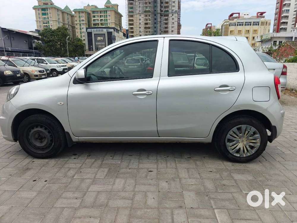 Nissan Micra Active Xv, 2015, Petrol
