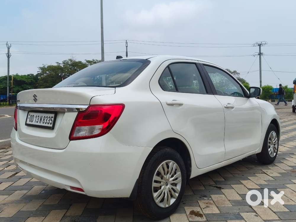 Maruti Suzuki Swift Dzire Vxi Optional, 2020, Petrol