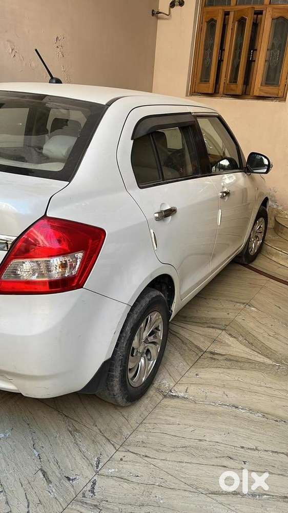 Maruti Suzuki Swift Dzire 2015 Diesel Well Maintained