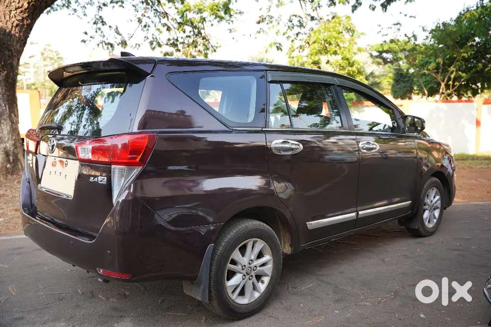 Topend Toyota Innova Crysta Zx 2017