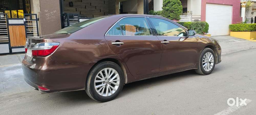 Toyota Camry Hybrid 2.5, 2015