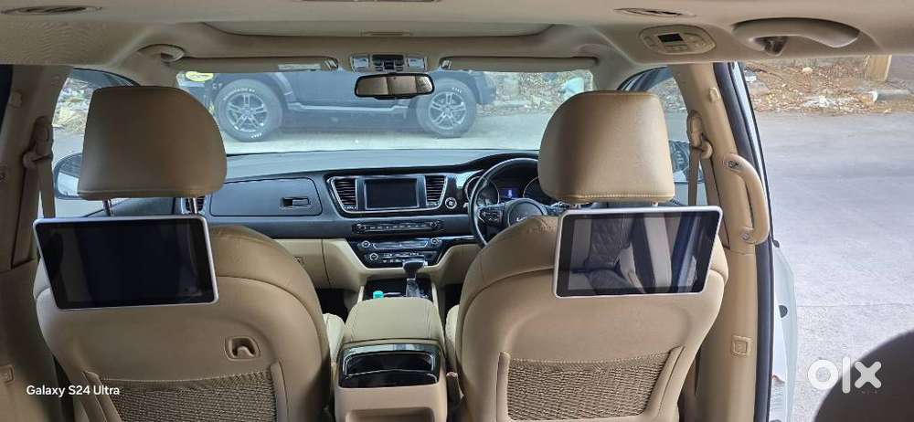 Kia Carnival Limousine Plus 7 Str, 2021, Diesel