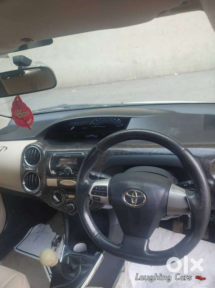Toyota Etios Vx Limited Edition, 2017, Petrol