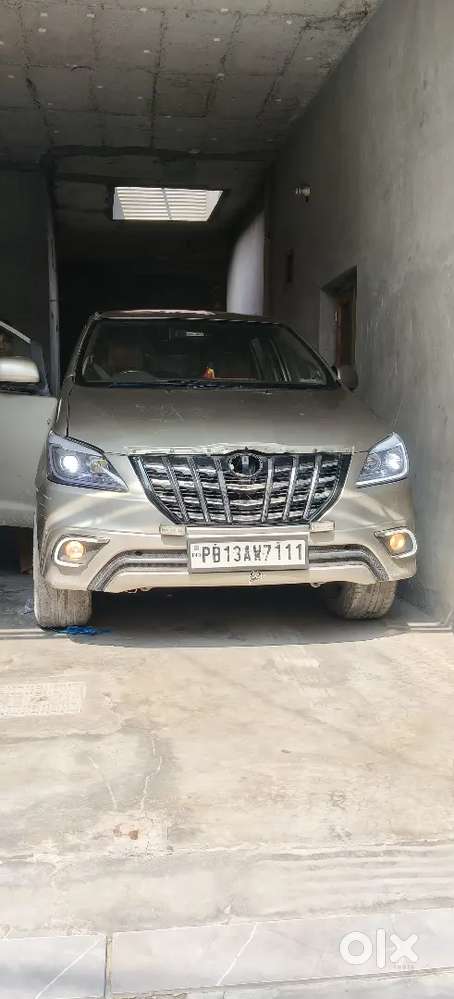 Toyota Innova 2011 Diesel Manual Second Owner