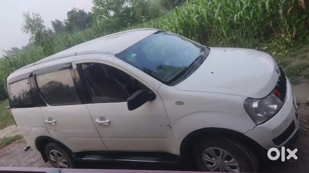 Mahindra Xylo 2012