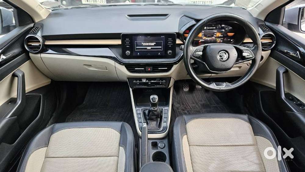 Skoda Slavia 1.0 Tsi Style, 2023, Petrol