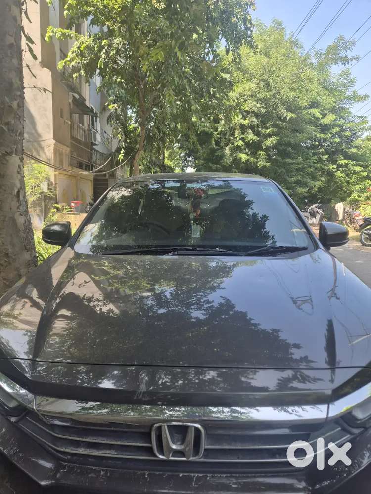Honda Amaze 2023 Petrol 68500 Km Driven