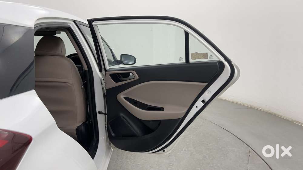 Hyundai Elite I20 Asta Option, 2016, Petrol