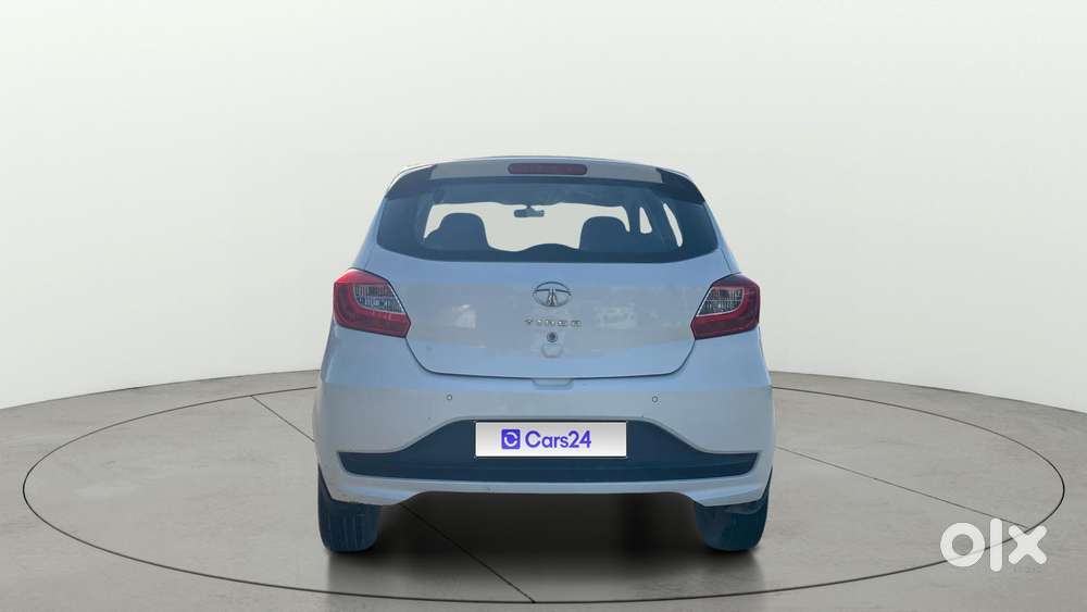 Tata Tiago Xe, 2021, Petrol
