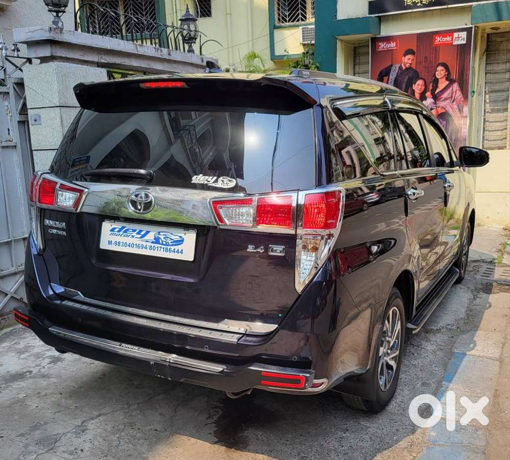 Toyota Innova Crysta [2020-ongoing] 2.4 Gx 8 Str, 2022, Diesel
