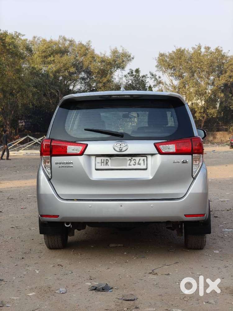 Toyota Innova Crysta 2.4 G Mt, 2017, Diesel