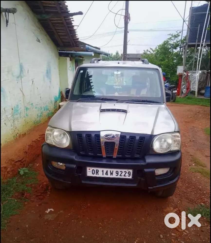 Mahindra Scorpio Classic 2013 Diesel 145000 Km Driven