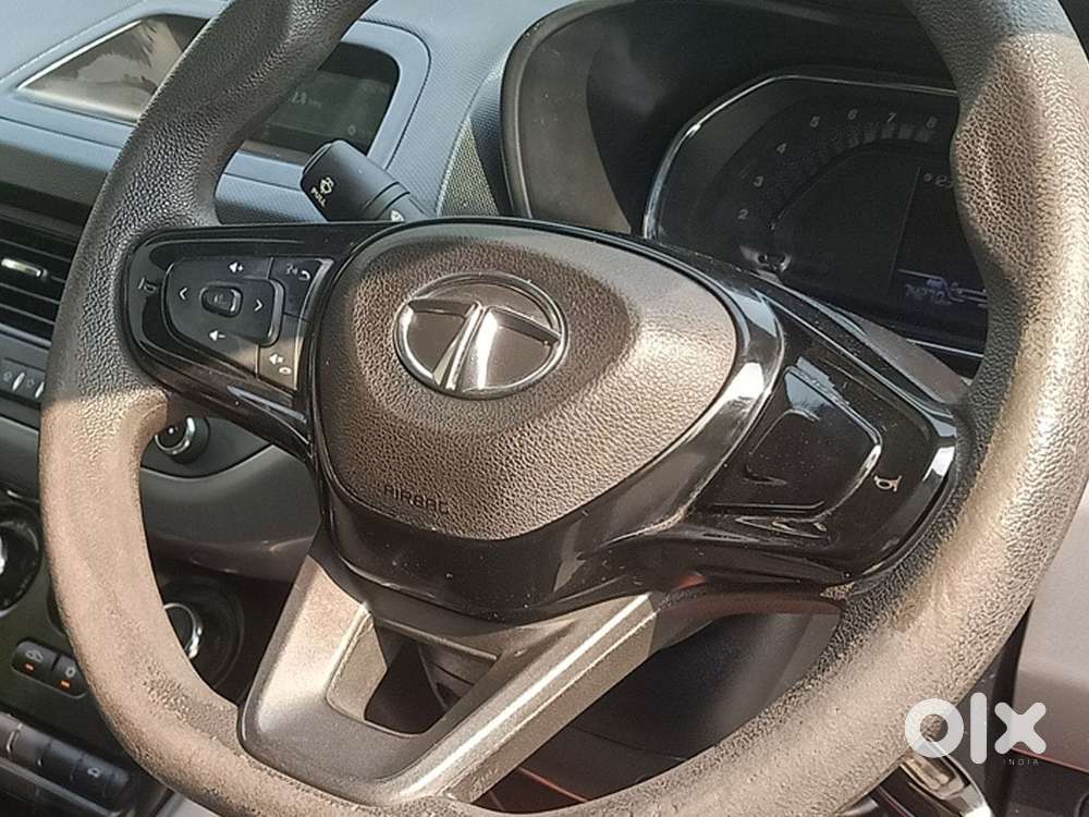 Tata Nexon 1.5 Revotorq Xm (s), 2021, Diesel