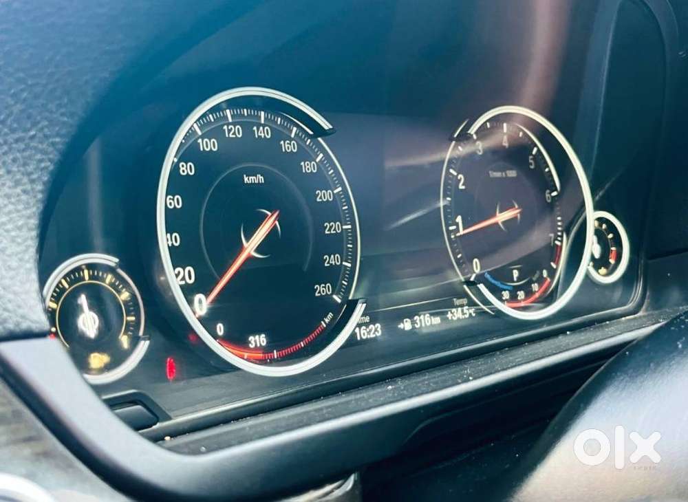 Bmw 5 Series 2.0 520i Luxury Line, 2016, Petrol