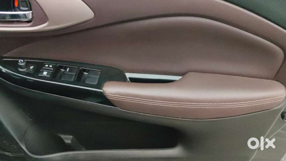 Maruti Suzuki Fronx Alpha 1.0l Turbo 6 At, 2023, Petrol