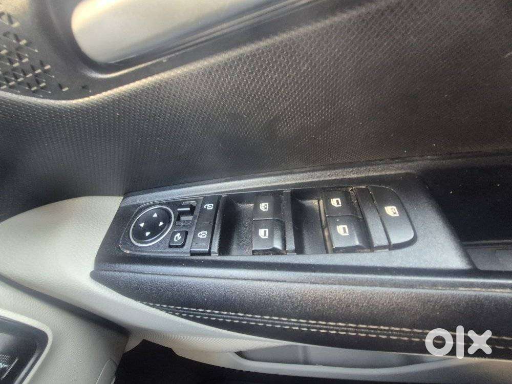 Kia Sonet 1.0 Htx Dct Anniversary Edition, 2022, Petrol