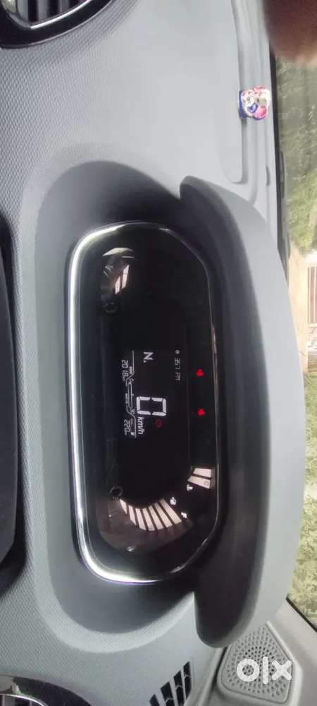 Tata Tiago 2025 Petrol 2200 Km Driven
