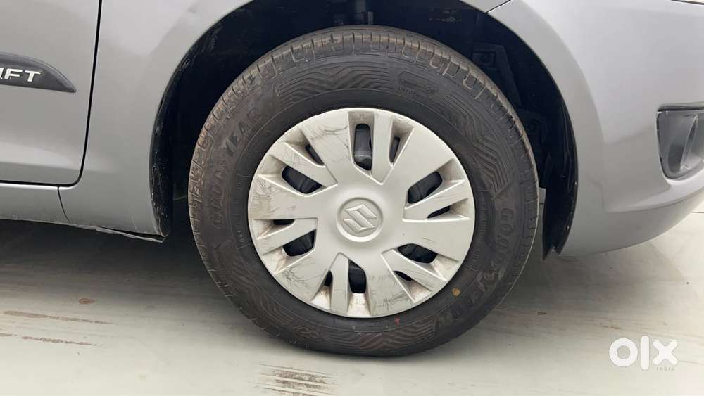 Maruti Suzuki Swift Vvt Vxi, 2012, Petrol