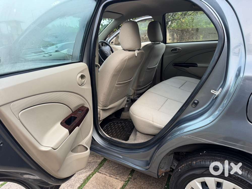 Toyota Etios Liva Car 2014 Petrol Manual