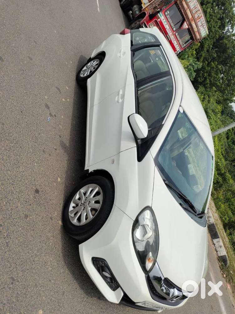 Honda Mobilio V I-vtec, 2015, Diesel