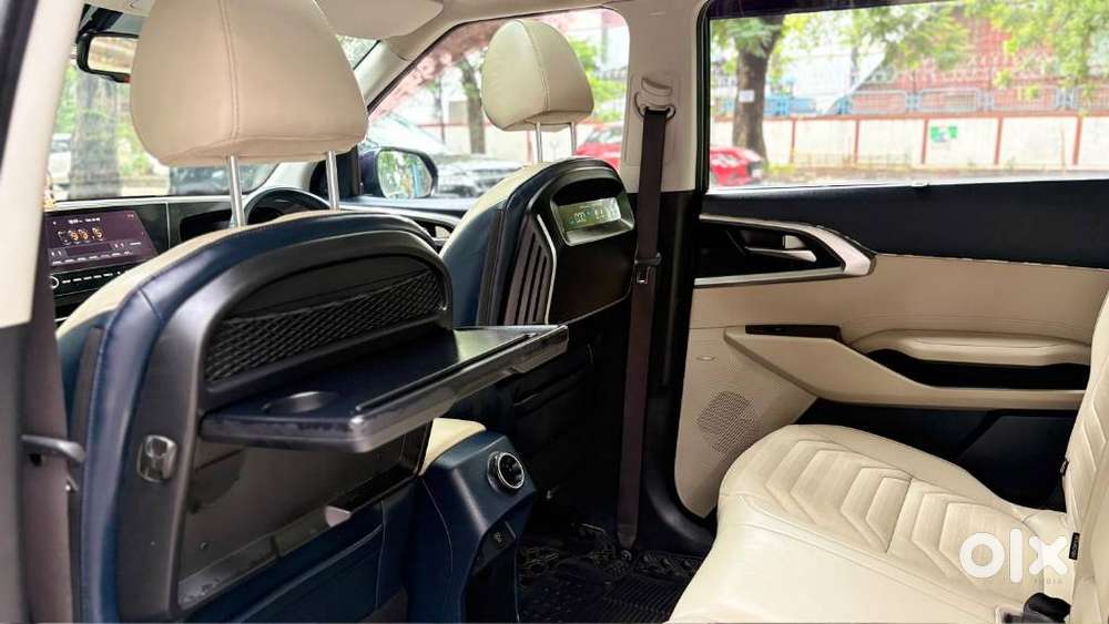 Kia Carens 1.4 Luxury 7 Str, 2022, Petrol