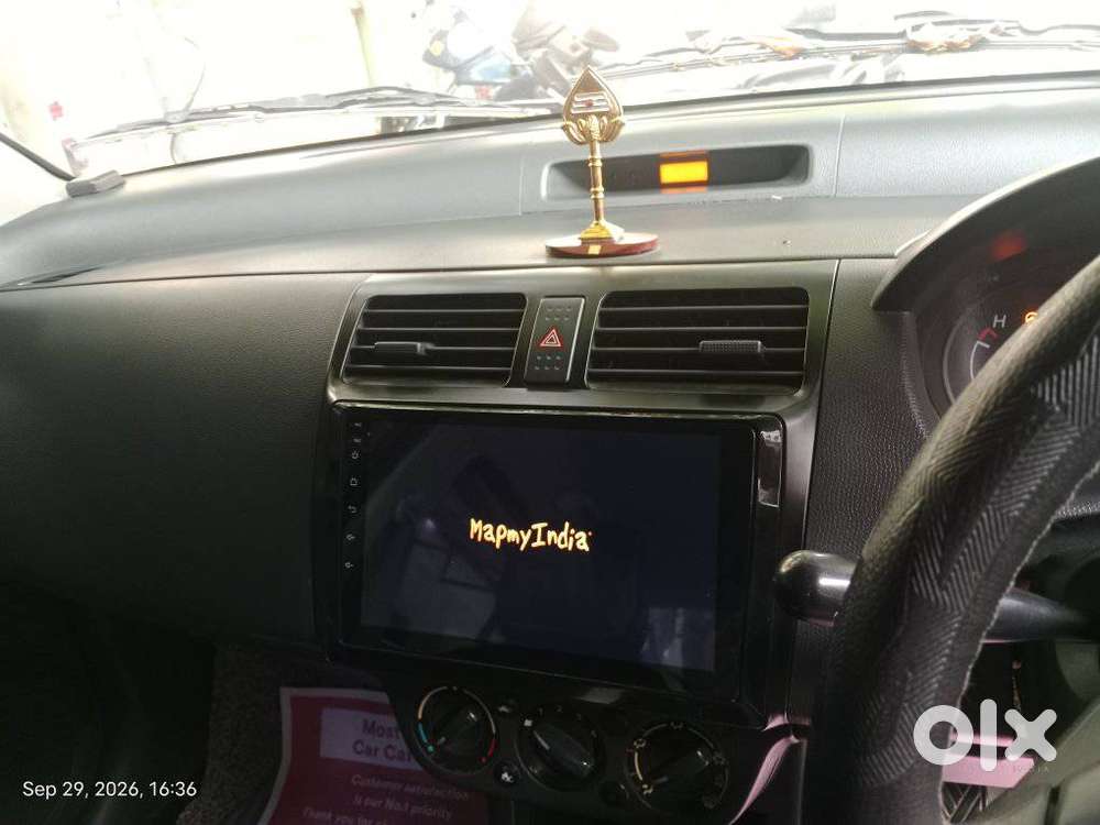 Maruti Suzuki Swift Dzire Lxi Optional-o, 2010, Petrol