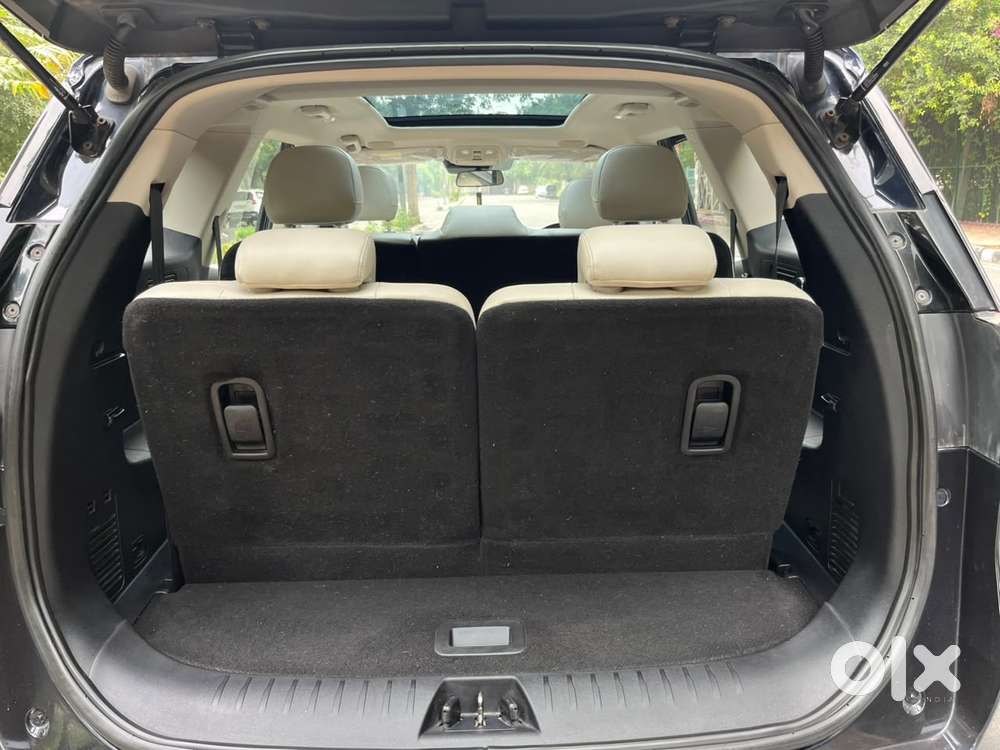 Mahindra Xuv700 2.0 Ax 7 Petrol At Luxury Pack Str, 2024, Petrol
