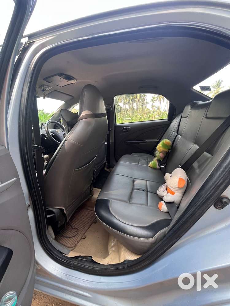 Toyota Etios 2010-2012 G, 2011, Petrol