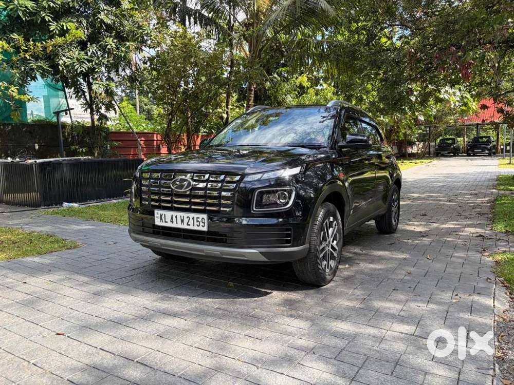Hyundai Venue 1.2 Kappa Mt S(o) &ndash; 2025 Model | Mint Condition |