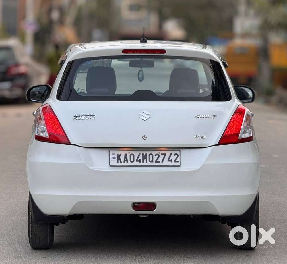 Maruti Suzuki Swift 2011-2014 Vxi, 2015, Petrol