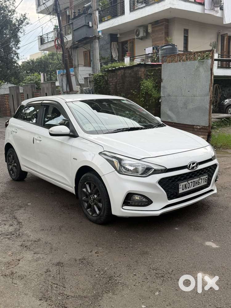 Hyundai I20 Petrol Cvt Asta, 2018, Petrol