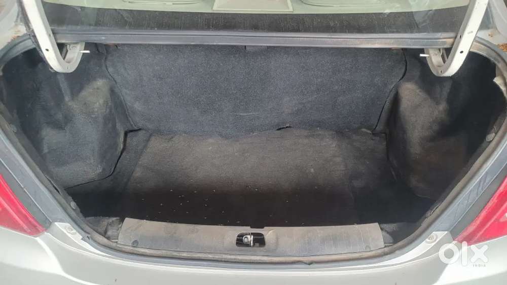 Maruti Suzuki Swift Dzire 2014 Petrol 66000 Km Driven