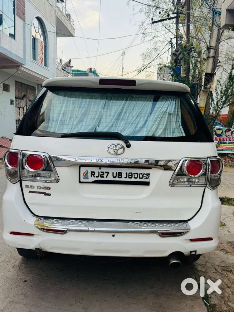 Toyota Fortuner 2014 डीज़ल Well Maintained