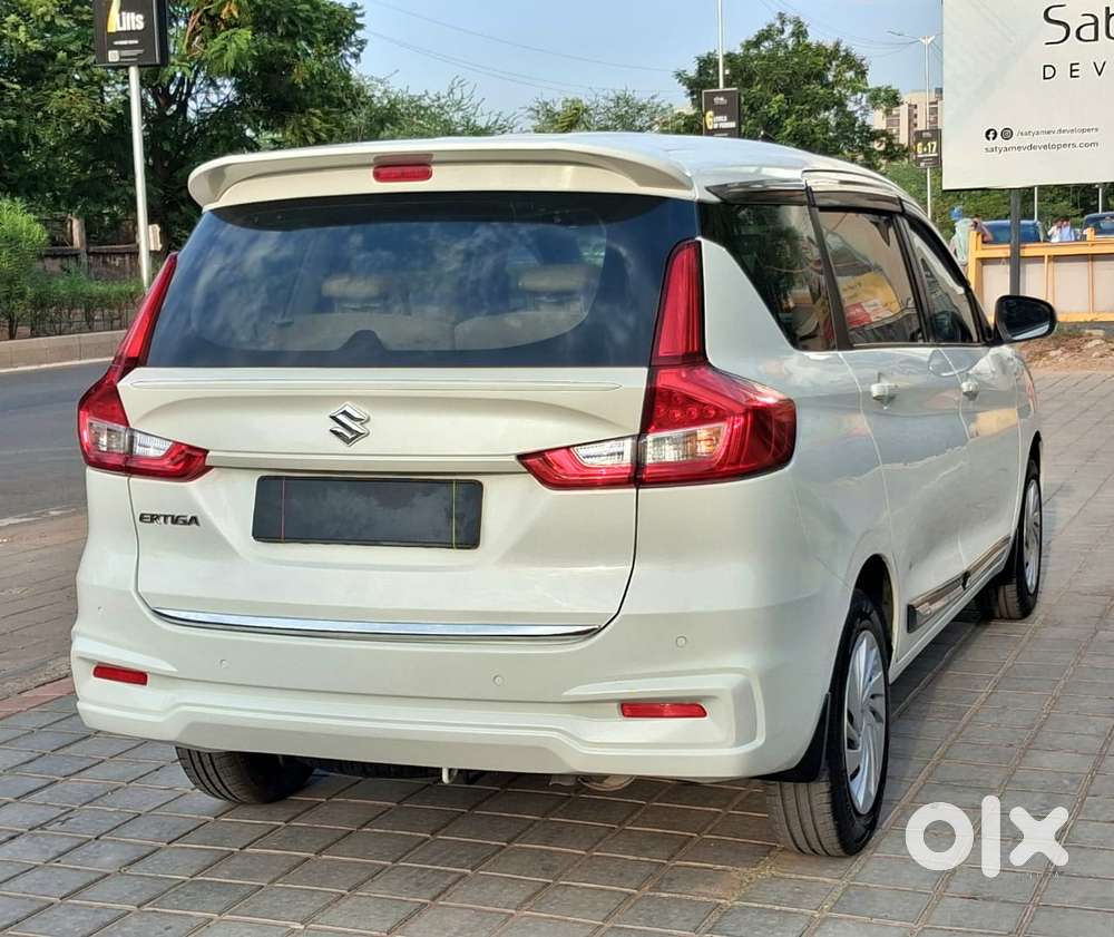 Maruti Suzuki Ertiga 2022-2023 Vxi Cng, 2023, Cng & Hybrids