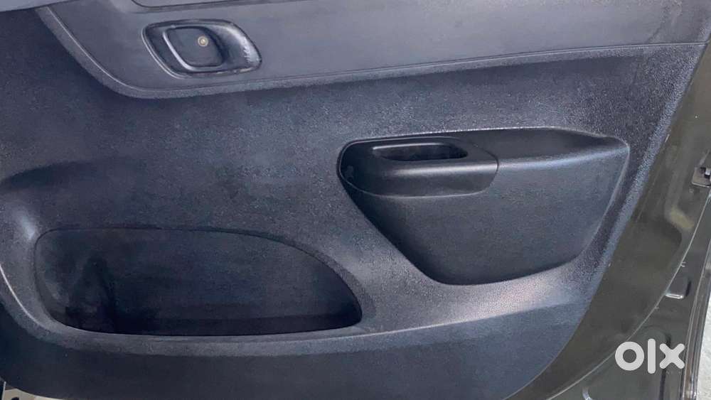 Renault Kwid 2019-ongoing 1.0 Rxt Amt (o), 2022, Petrol