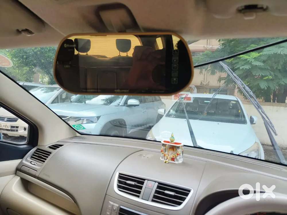 Maruti Suzuki Ertiga Zxi 2013 Petrol 3rd Owner