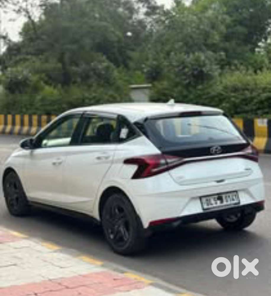 Hyundai I20 Sportz 1.4 At Vtvt, 2022, Petrol