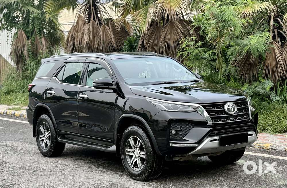Toyota Fortuner 4x2 At 2.7 Petrol, 2024, Petrol