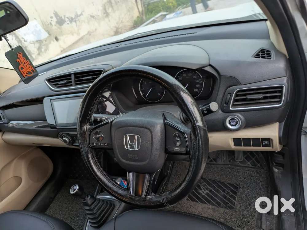 Honda Amaze Fulltopmodel Push Button Start In Showroom Condition 25+av