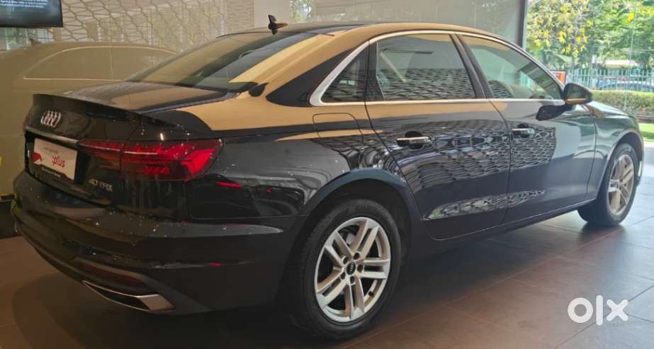 Audi A4 2.0 Premium Plus 40 Tfsi, 2025, Petrol