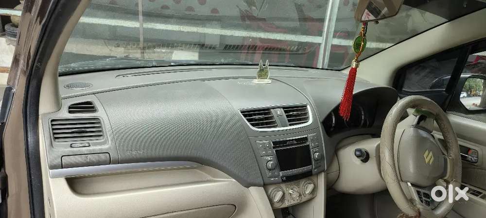 Maruti Suzuki Ertiga 2016 Diesel 180000 Km Driven