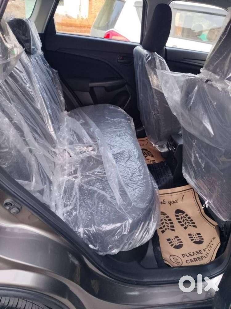 Maruti Suzuki Brezza 1.5 Vxi Smart Hybrid, 2025, Petrol