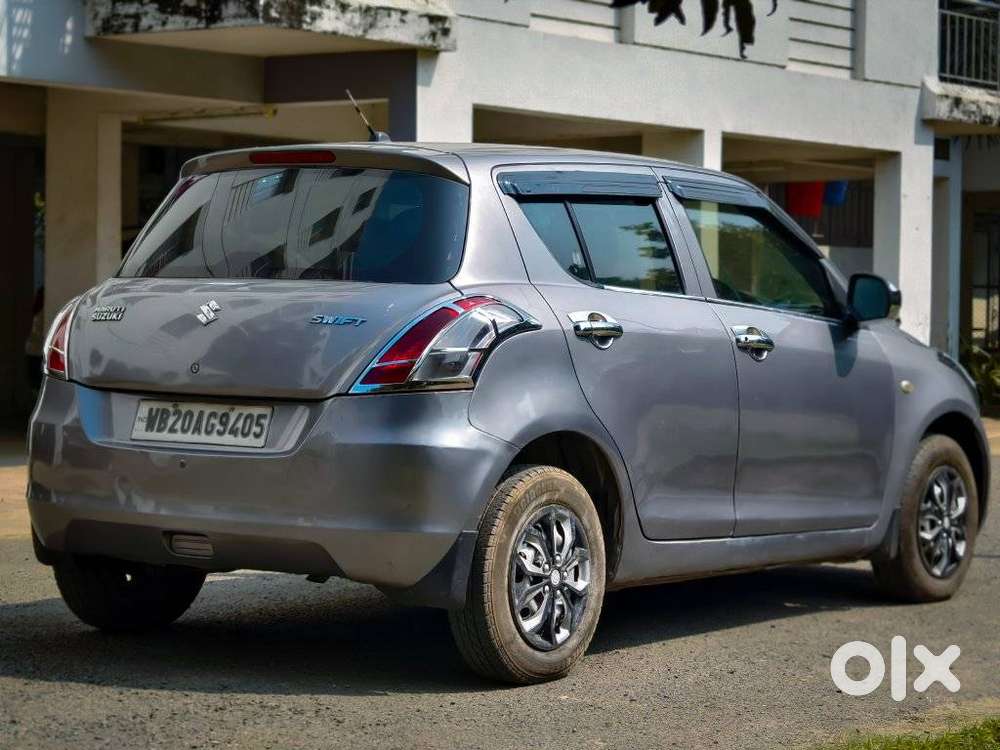 Maruti Suzuki Swift Lxi Option, 2016, Petrol