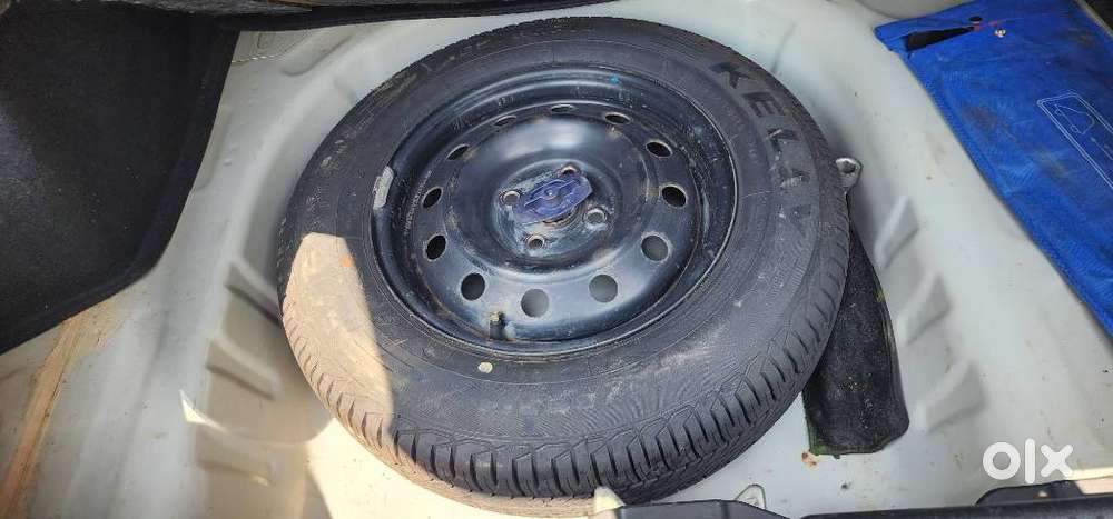 Maruti Suzuki Swift Dzire 2015-2017 1.2 Vxi, 2017, Petrol