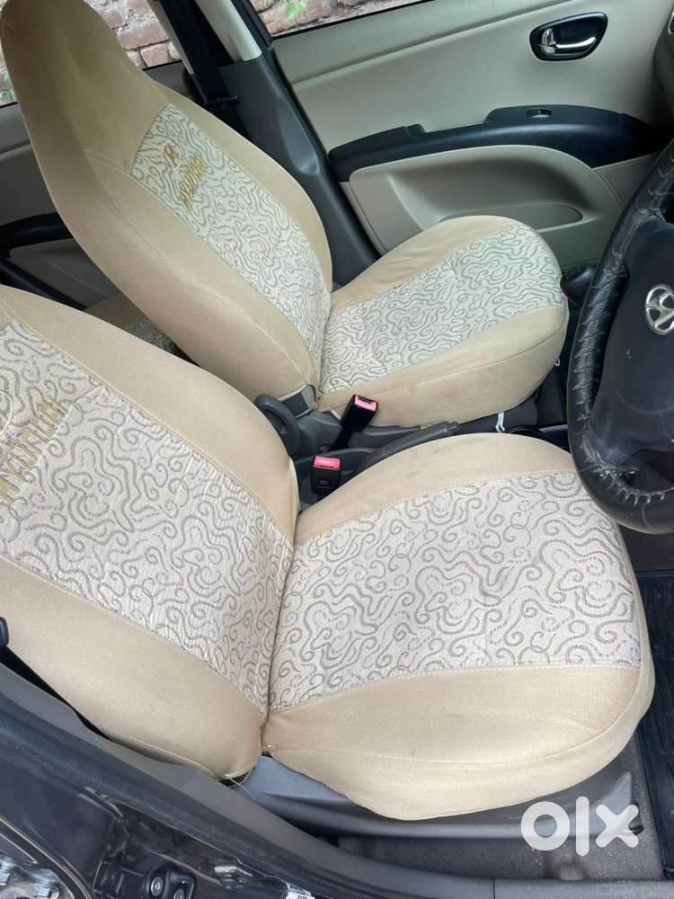 Hyundai I10 Petrol Sportz 2011