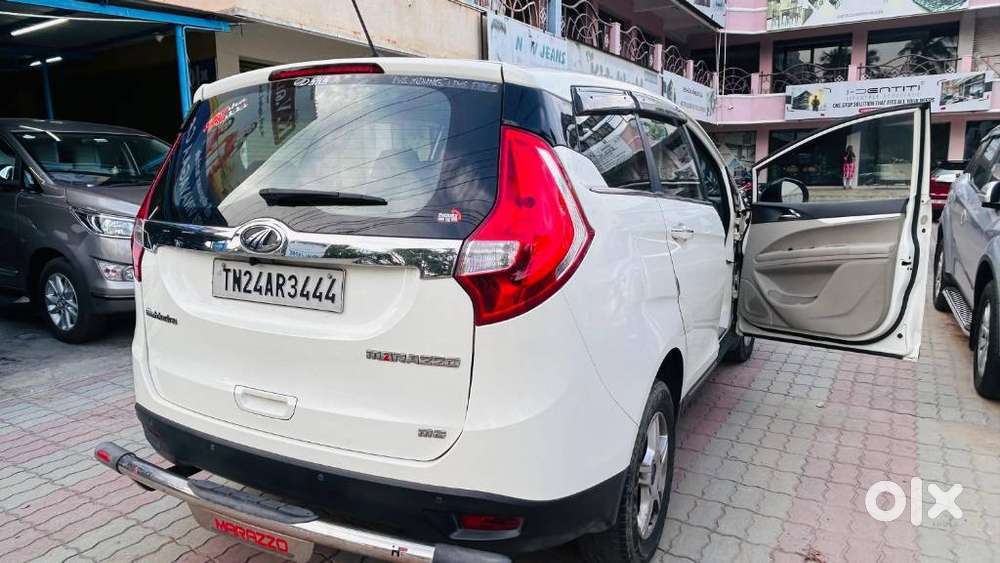 Mahindra Marazzo M6, 2019, Diesel